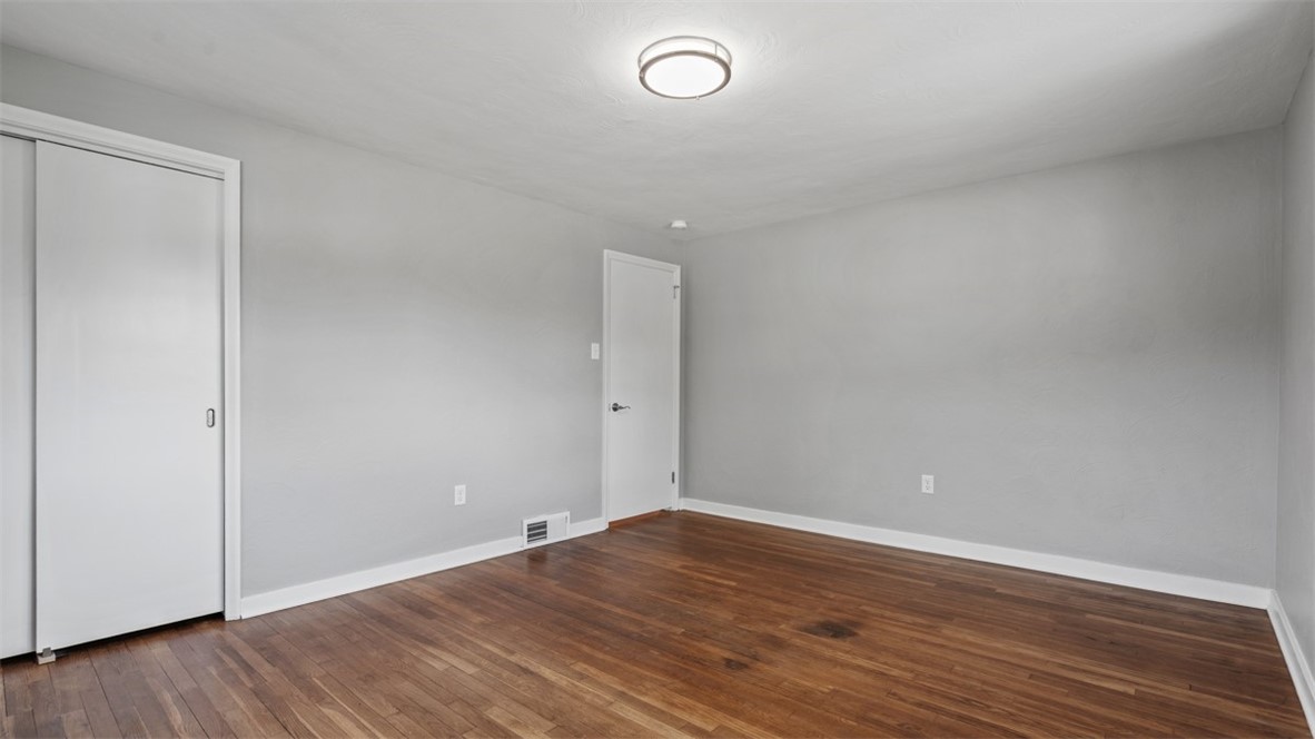 110 Mary Vue St