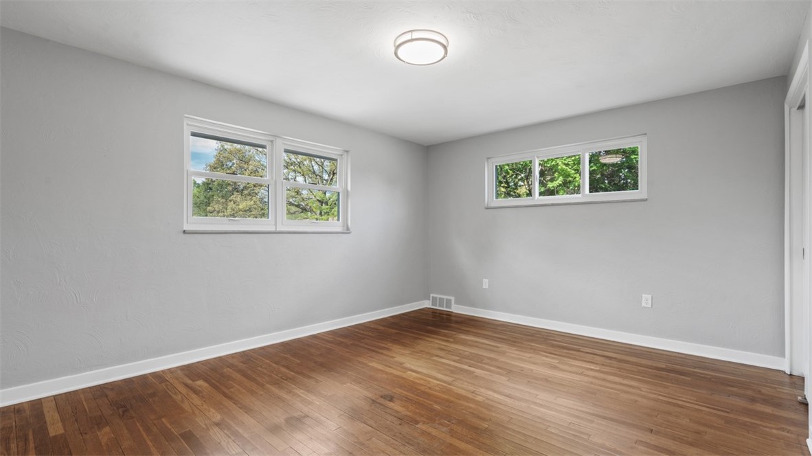 110 Mary Vue St