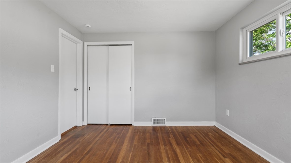 110 Mary Vue St