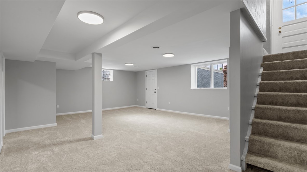 110 Mary Vue St