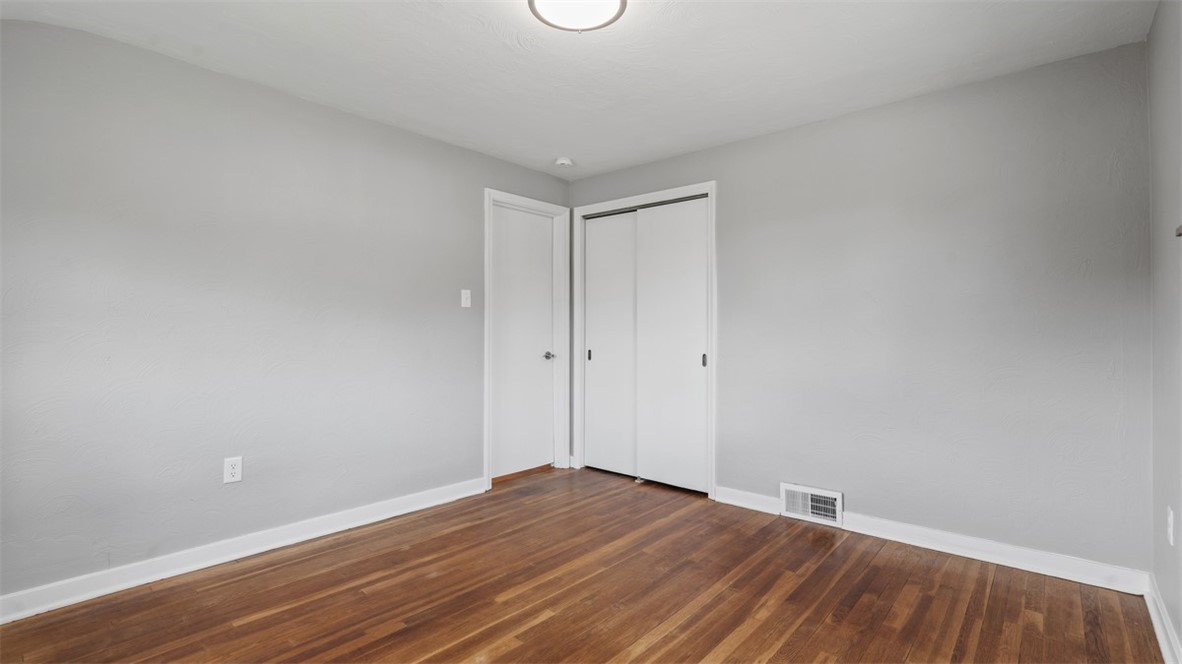 110 Mary Vue St