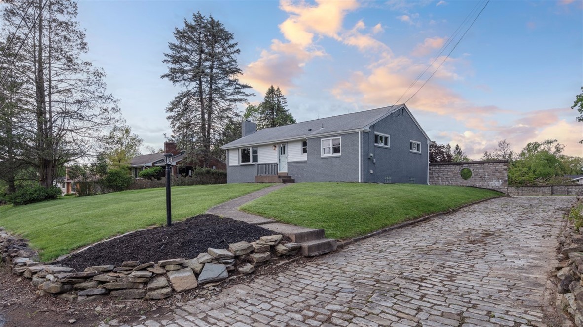 110 Mary Vue St