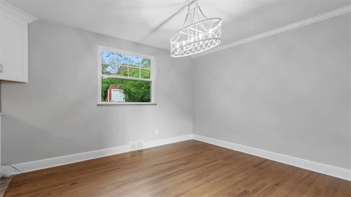 354 Goldsmith Rd