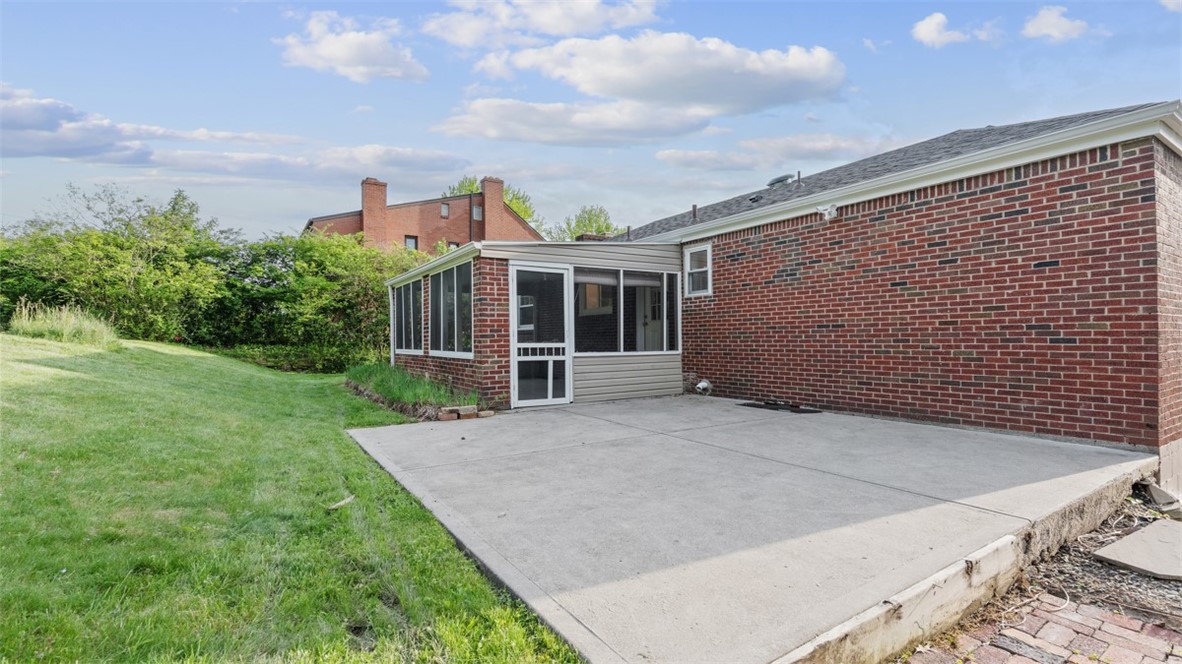 354 Goldsmith Rd