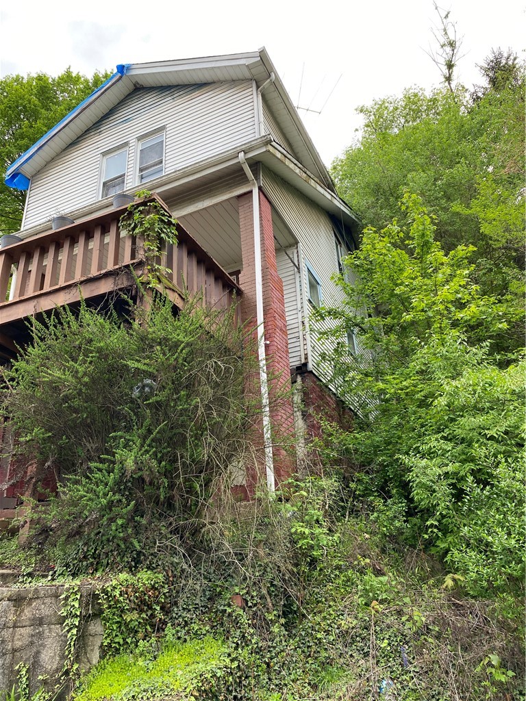 48 Walnut Street