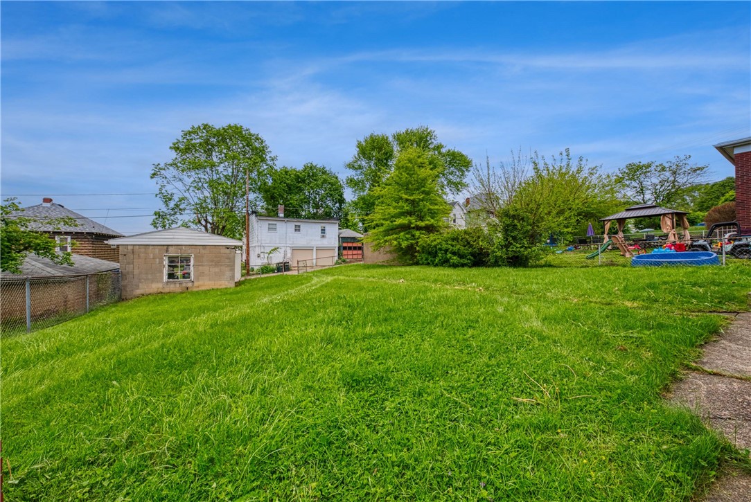 533 Freeport Rd