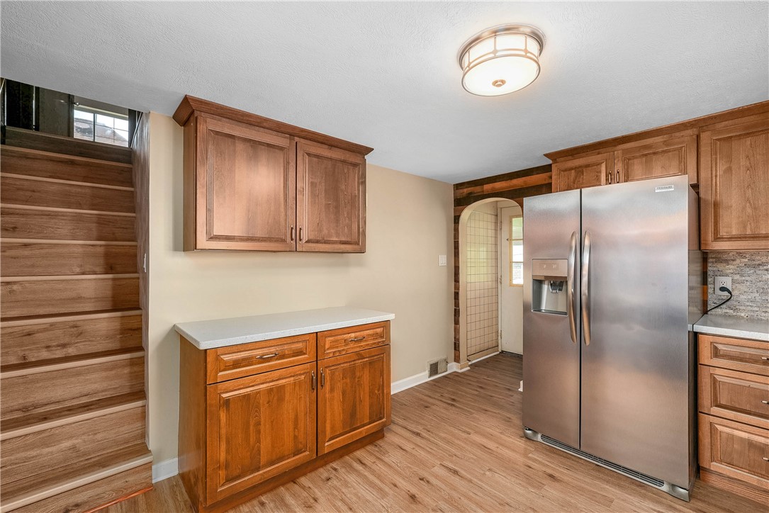 533 Freeport Rd
