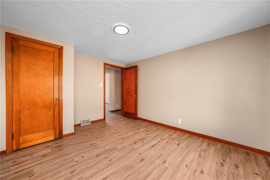 533 Freeport Rd