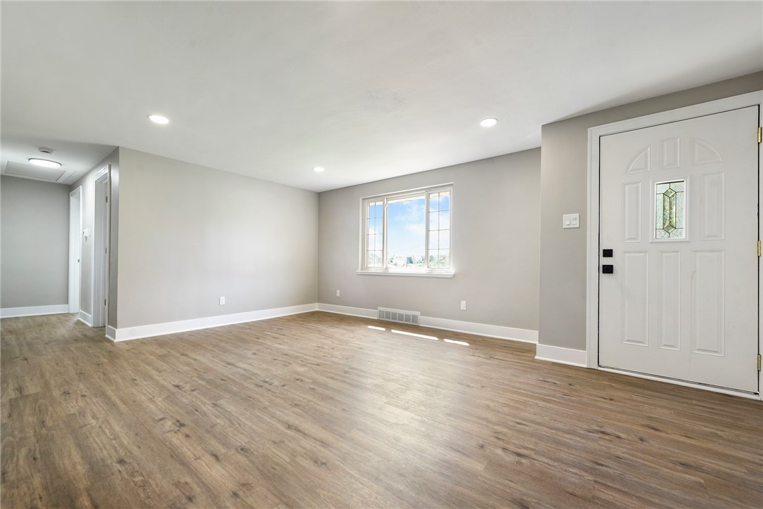 11740 Dennis Circle