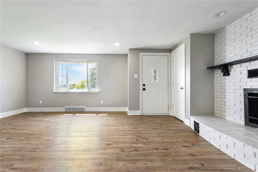 11740 Dennis Circle