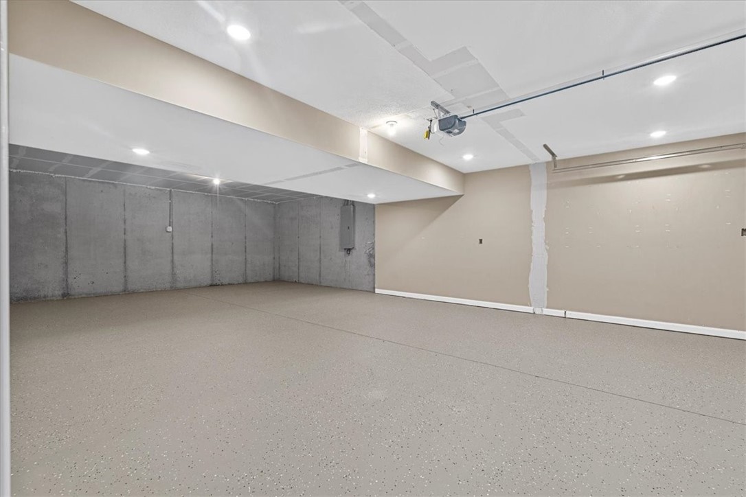 1103 Deerfield Drive