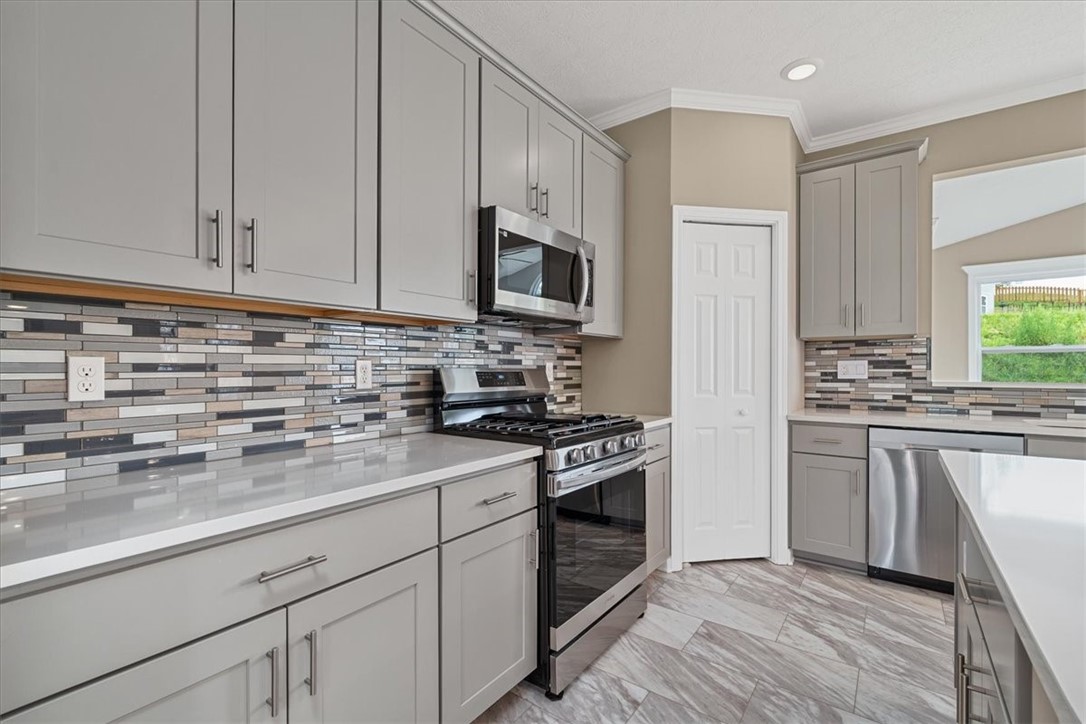 1103 Deerfield Drive