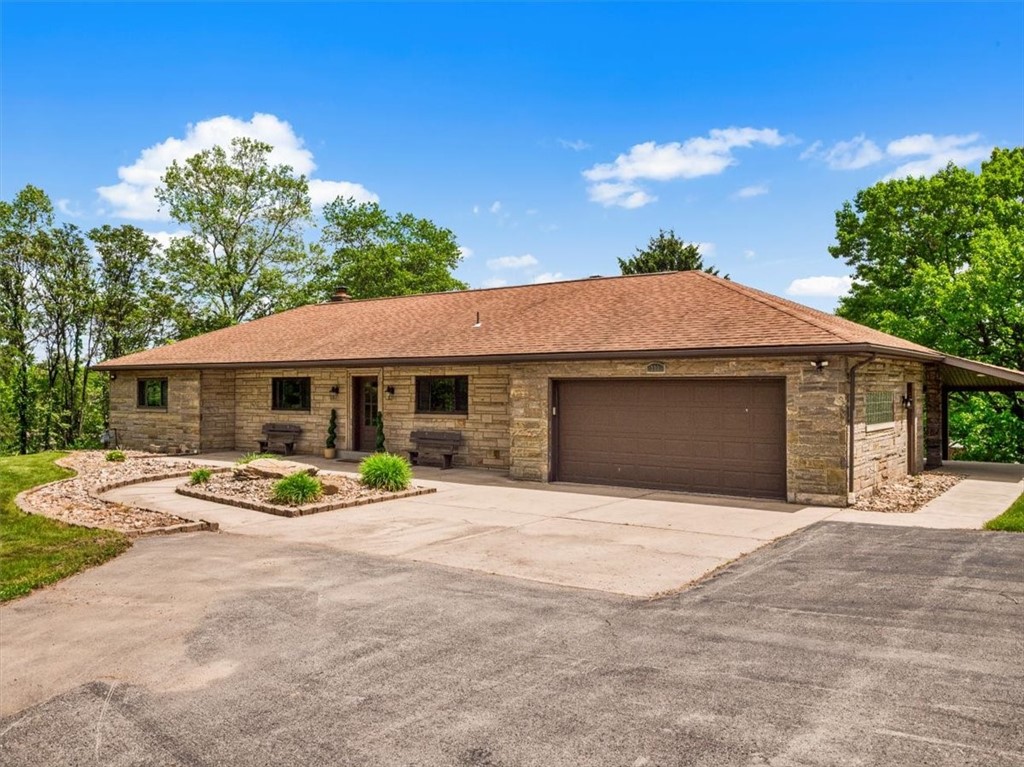 330 Center Grange Rd