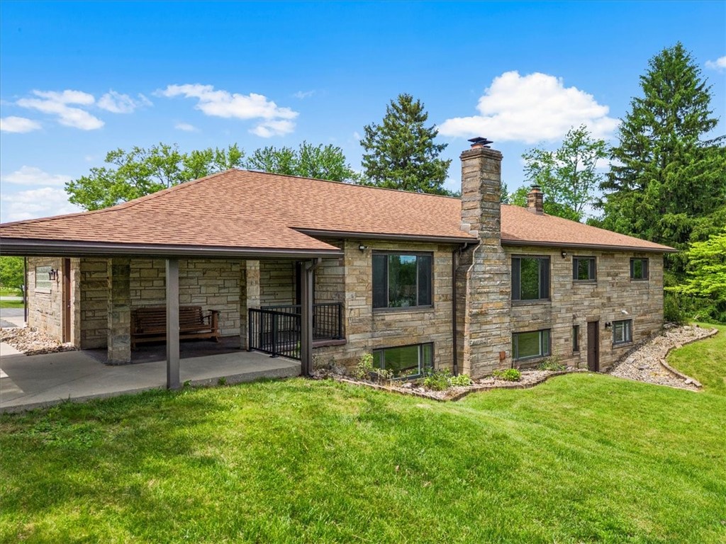 330 Center Grange Rd