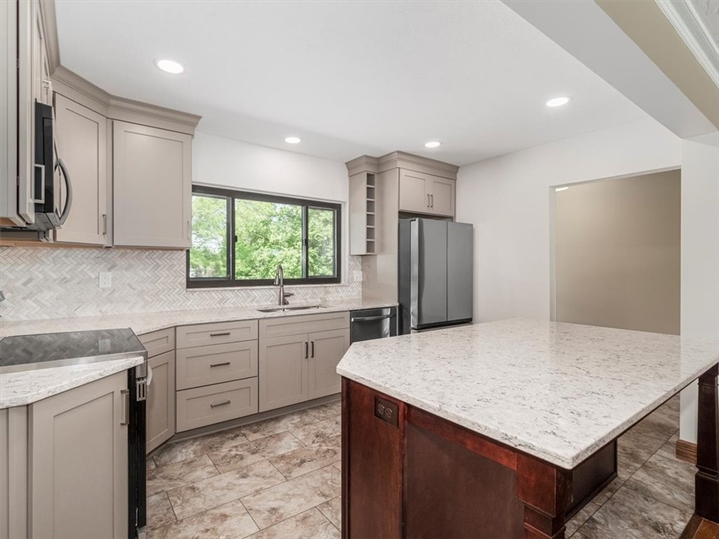 330 Center Grange Rd
