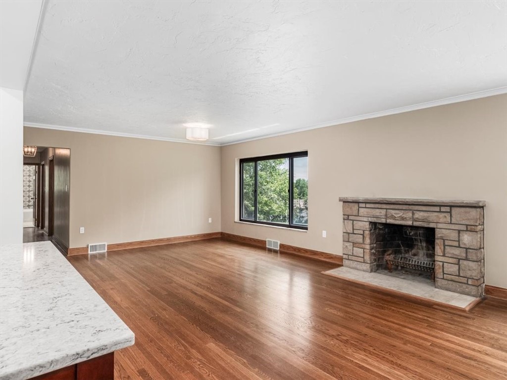 330 Center Grange Rd