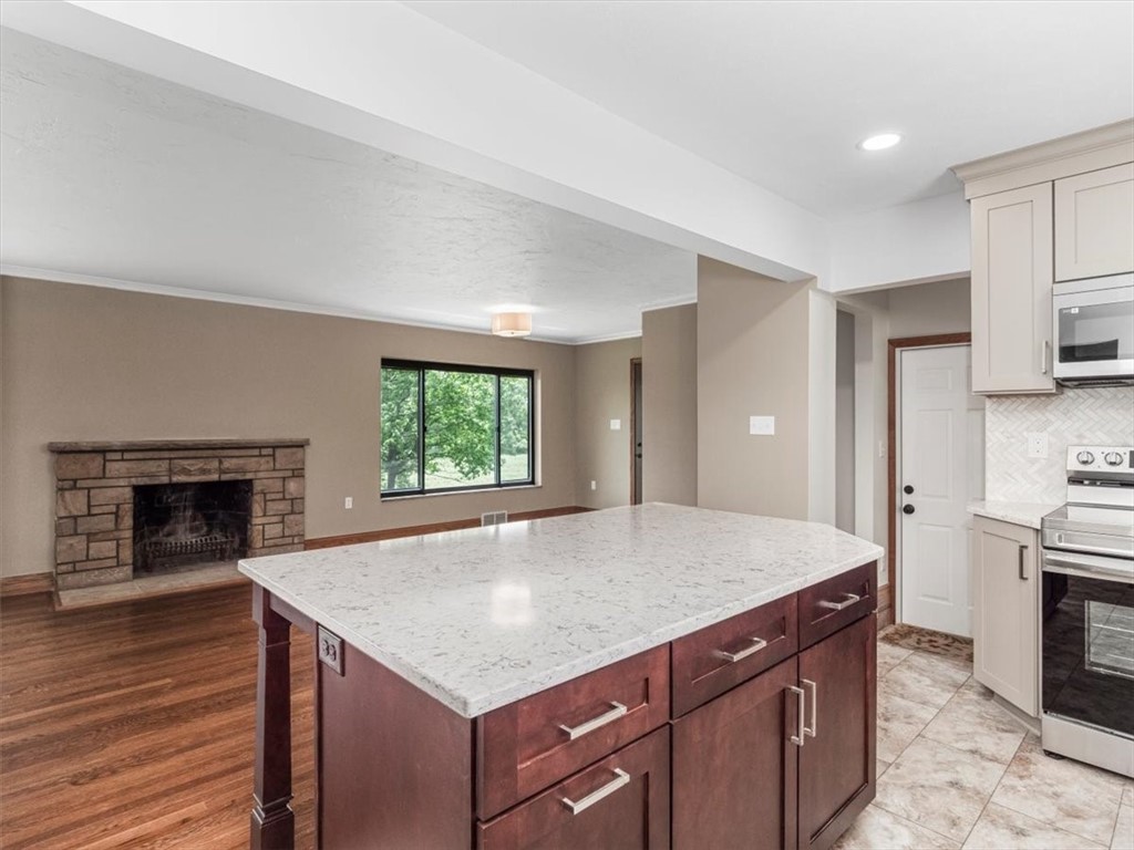 330 Center Grange Rd