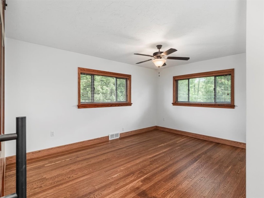 330 Center Grange Rd