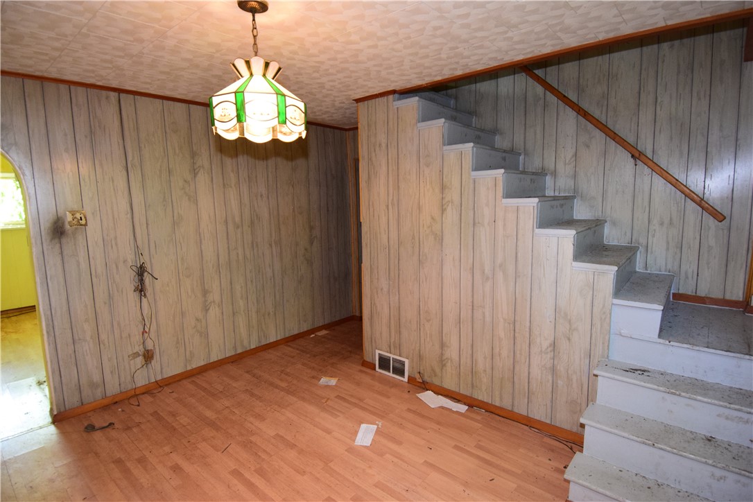 123 Sims Ln