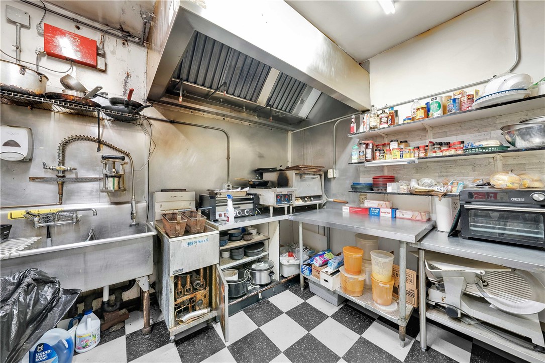 1918 Brownsville Road