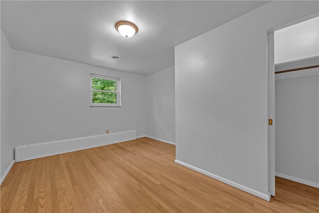 492 Center Grange Road