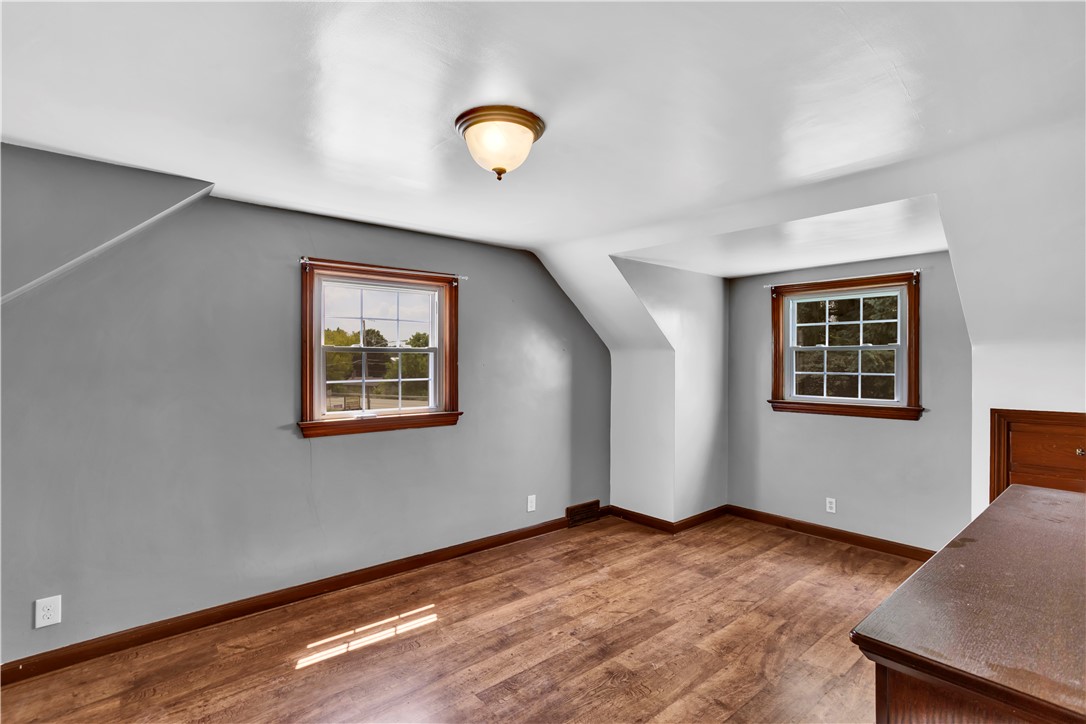 1405 Perry Hwy
