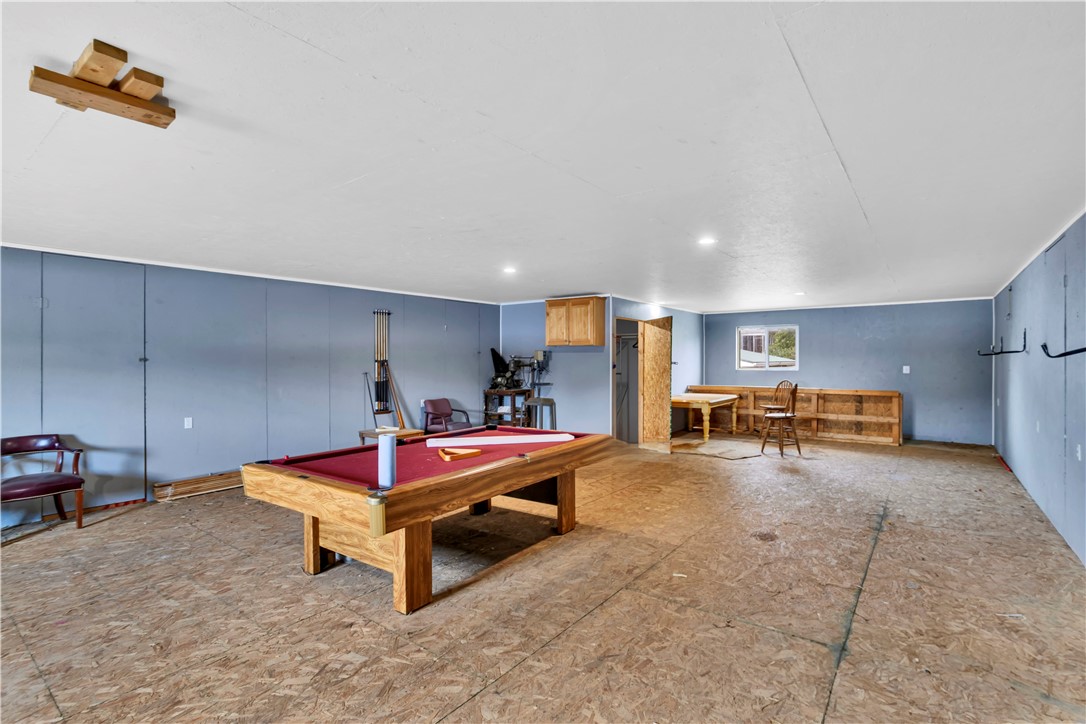 1405 Perry Hwy
