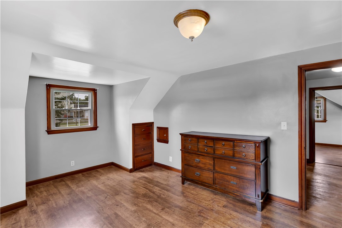 1405 Perry Hwy