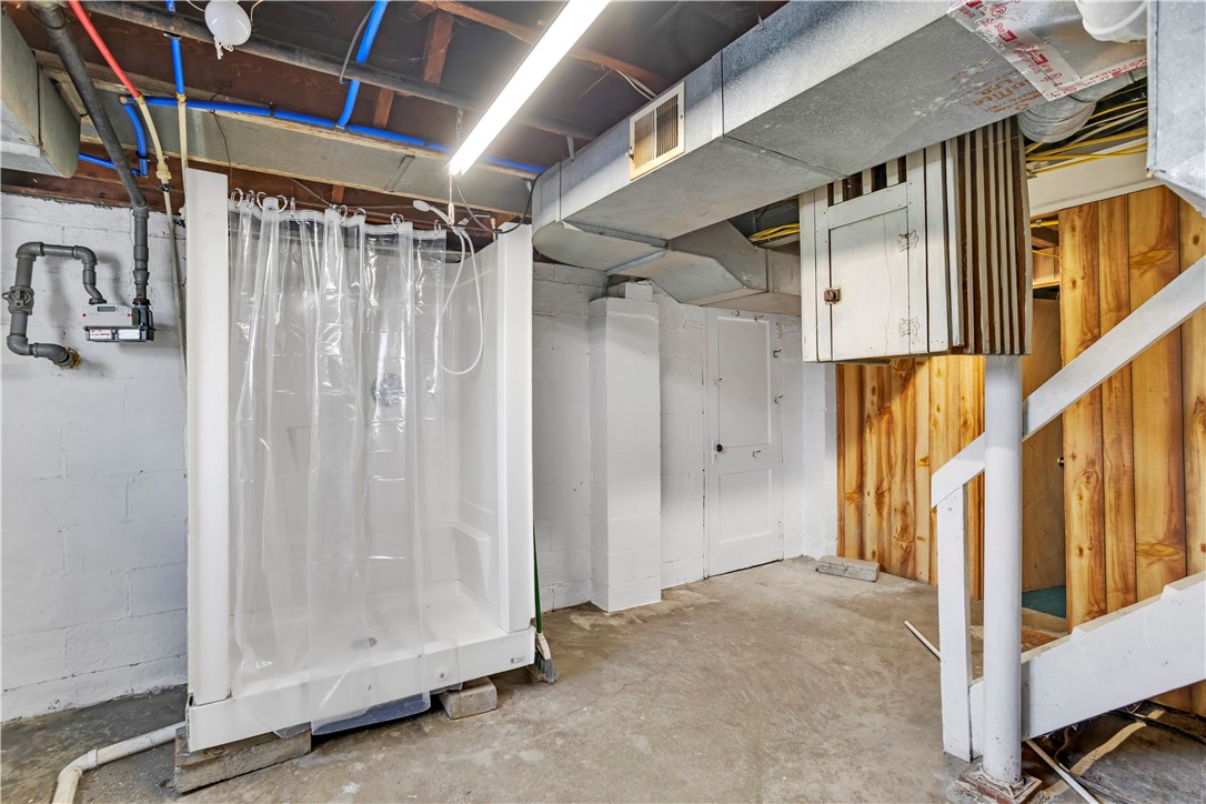 1405 Perry Hwy