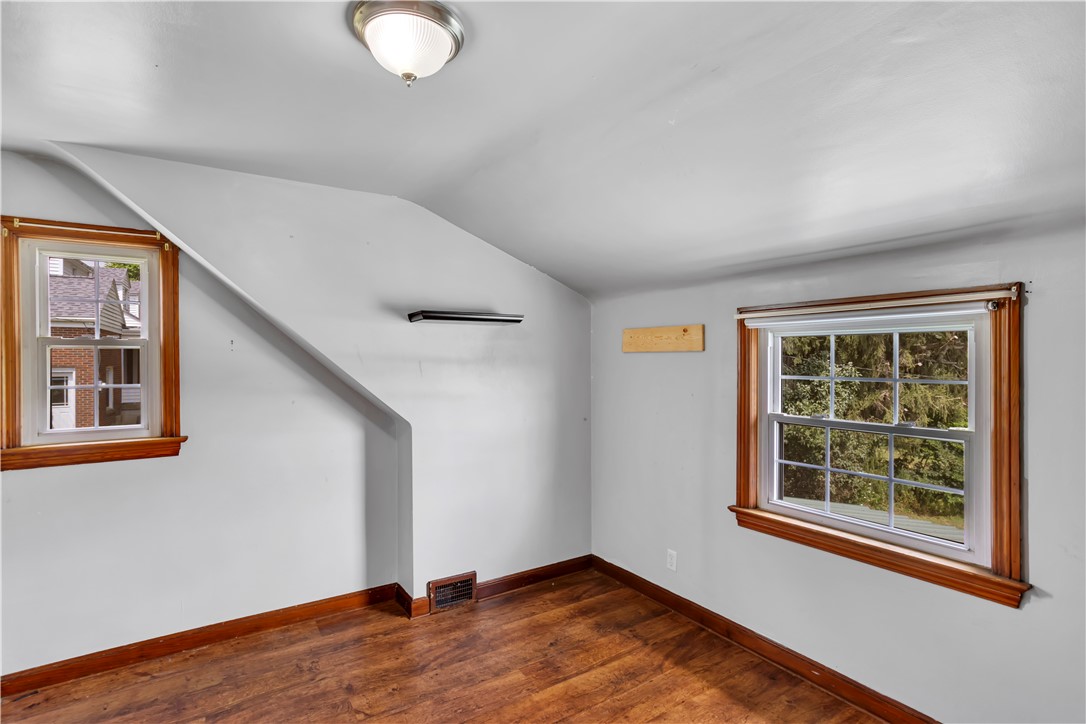 1405 Perry Hwy