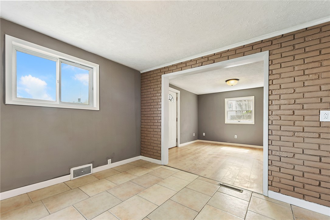 509 Division Avenue