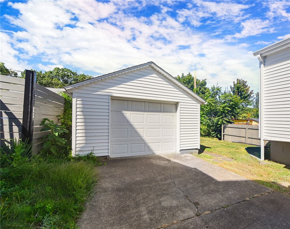 1608 Davidson Street