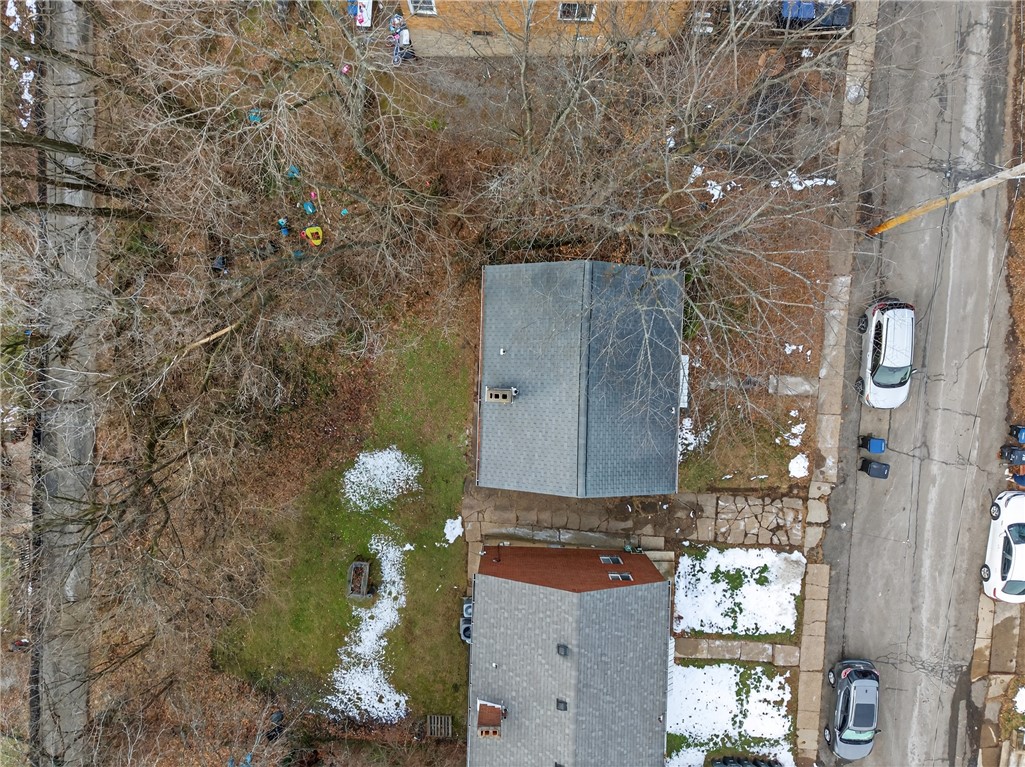 79 Beechmont Ave