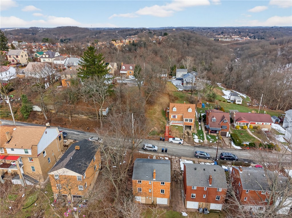 79 Beechmont Ave