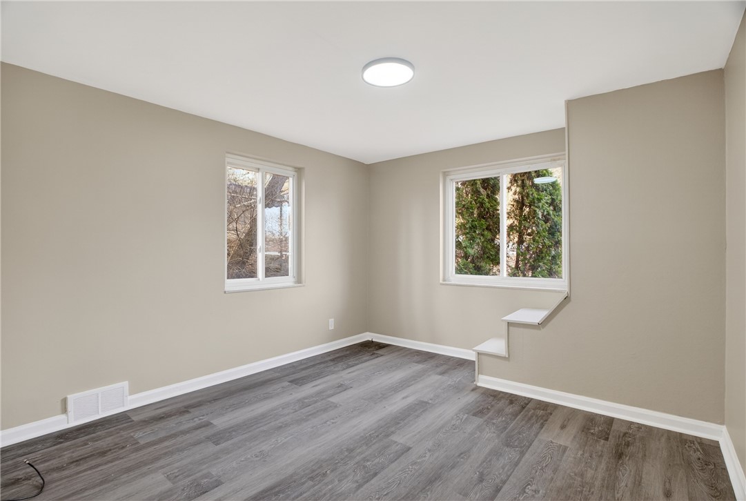 79 Beechmont Ave
