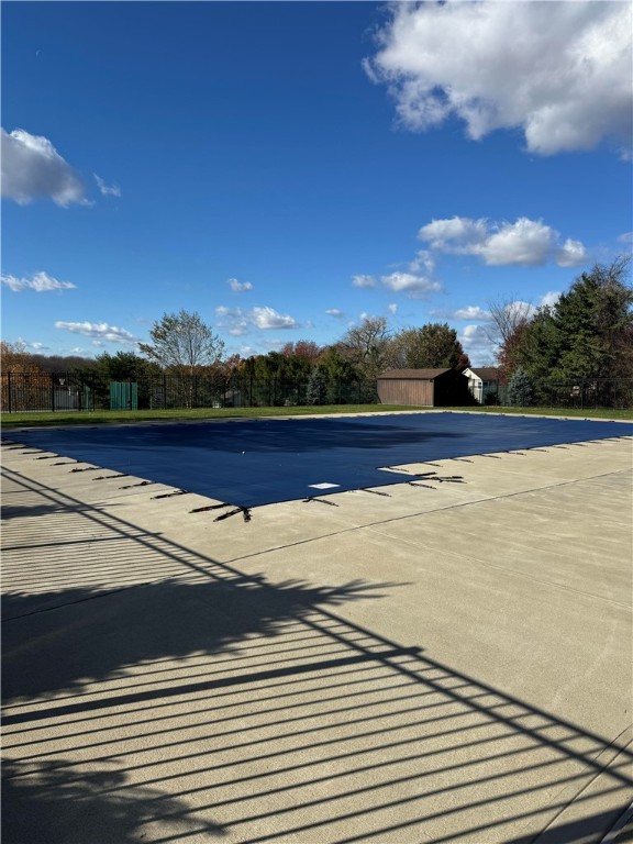 7005 Lafayette Square