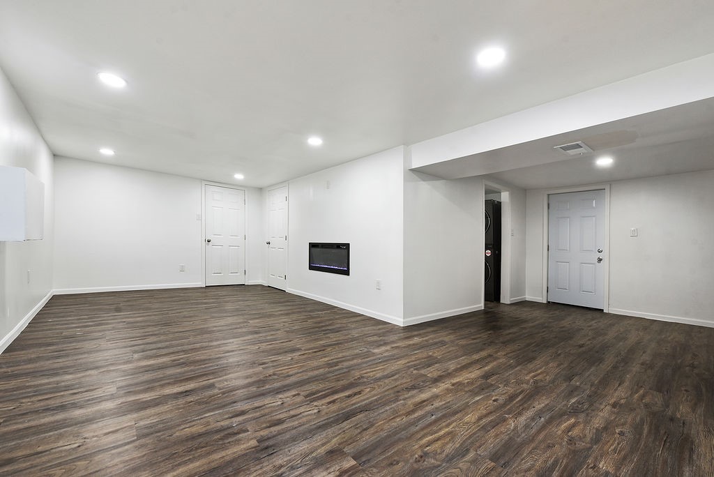 3245 Bradbury Drive