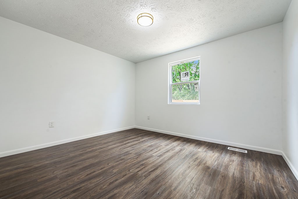 3245 Bradbury Drive