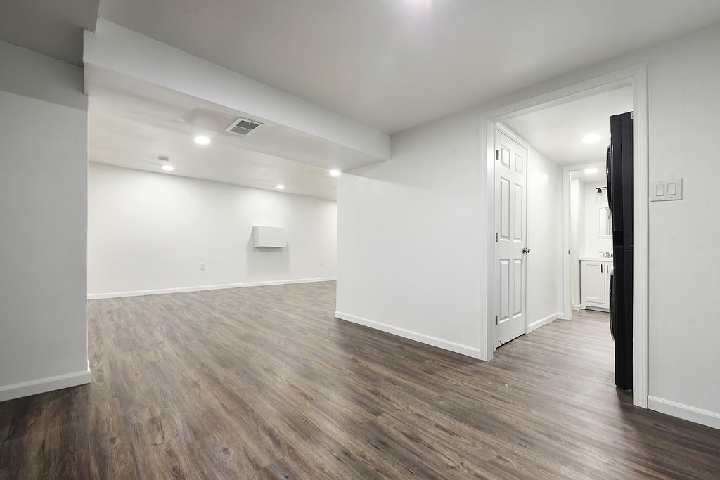 3245 Bradbury Drive