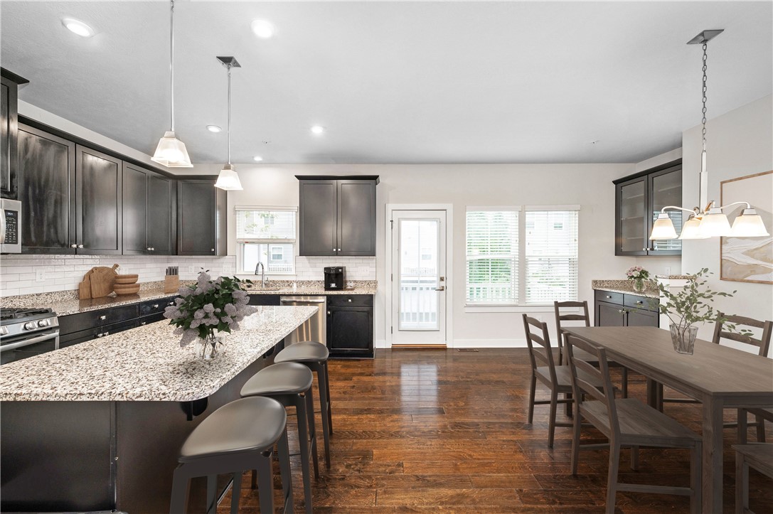 828 Theda Dori Street