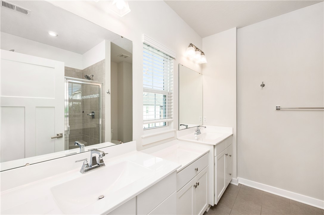 828 Theda Dori Street