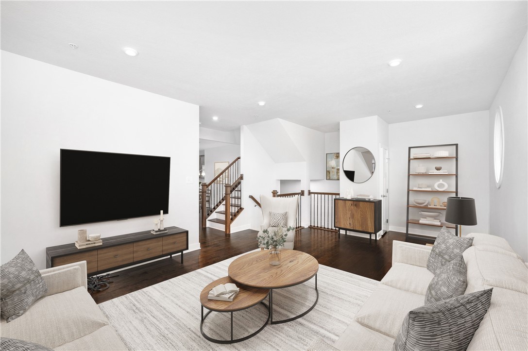 828 Theda Dori Street