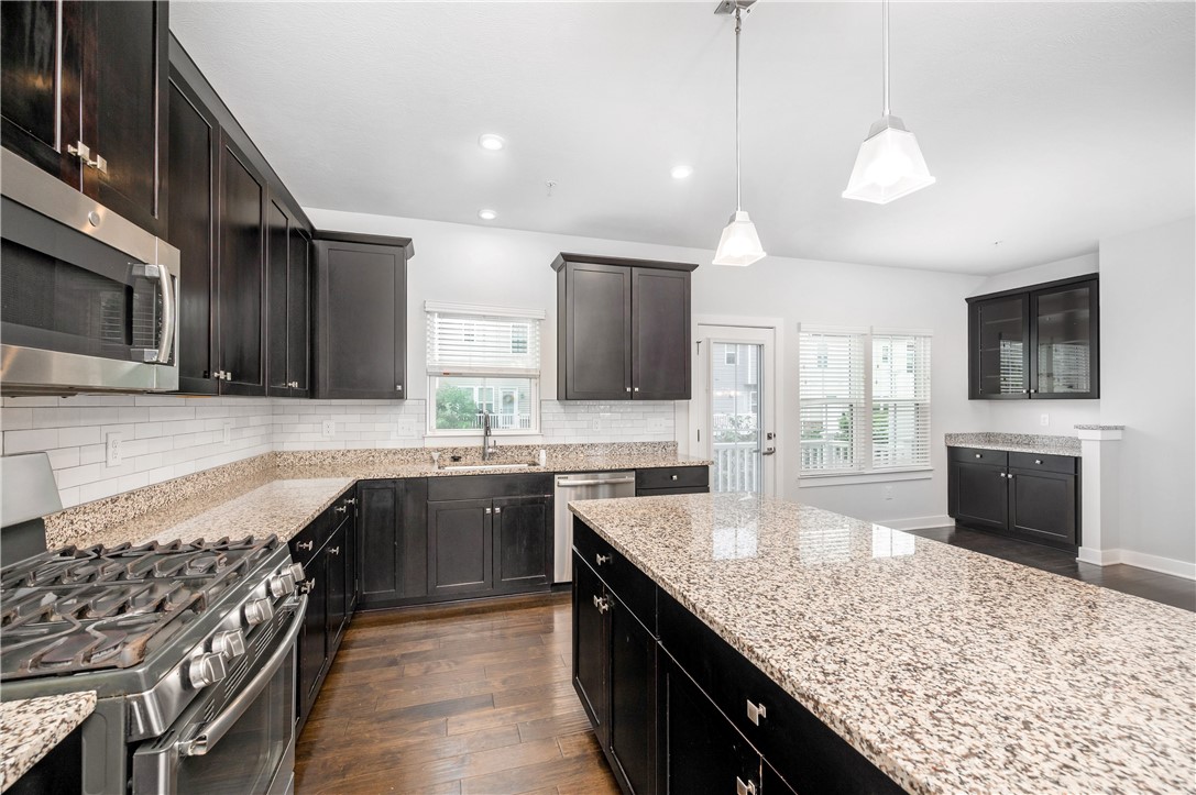 828 Theda Dori Street