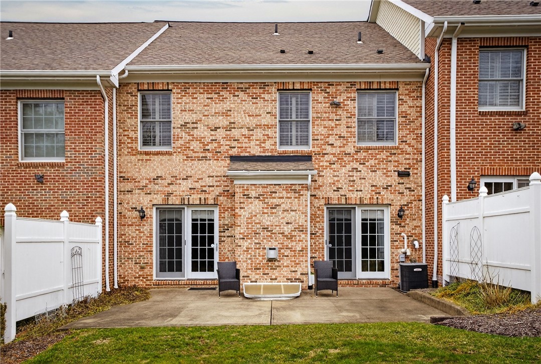 402 Georgetowne Ct