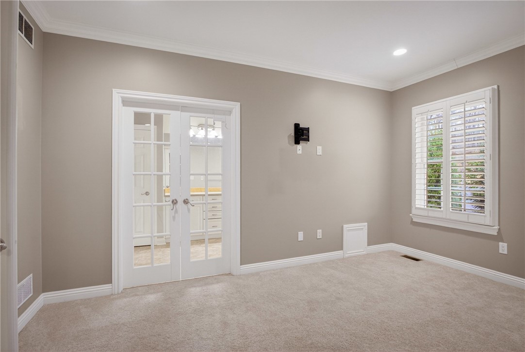 402 Georgetowne Ct