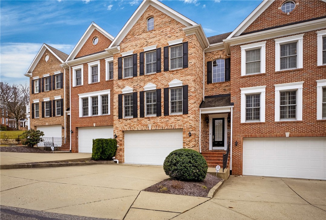 402 Georgetowne Ct