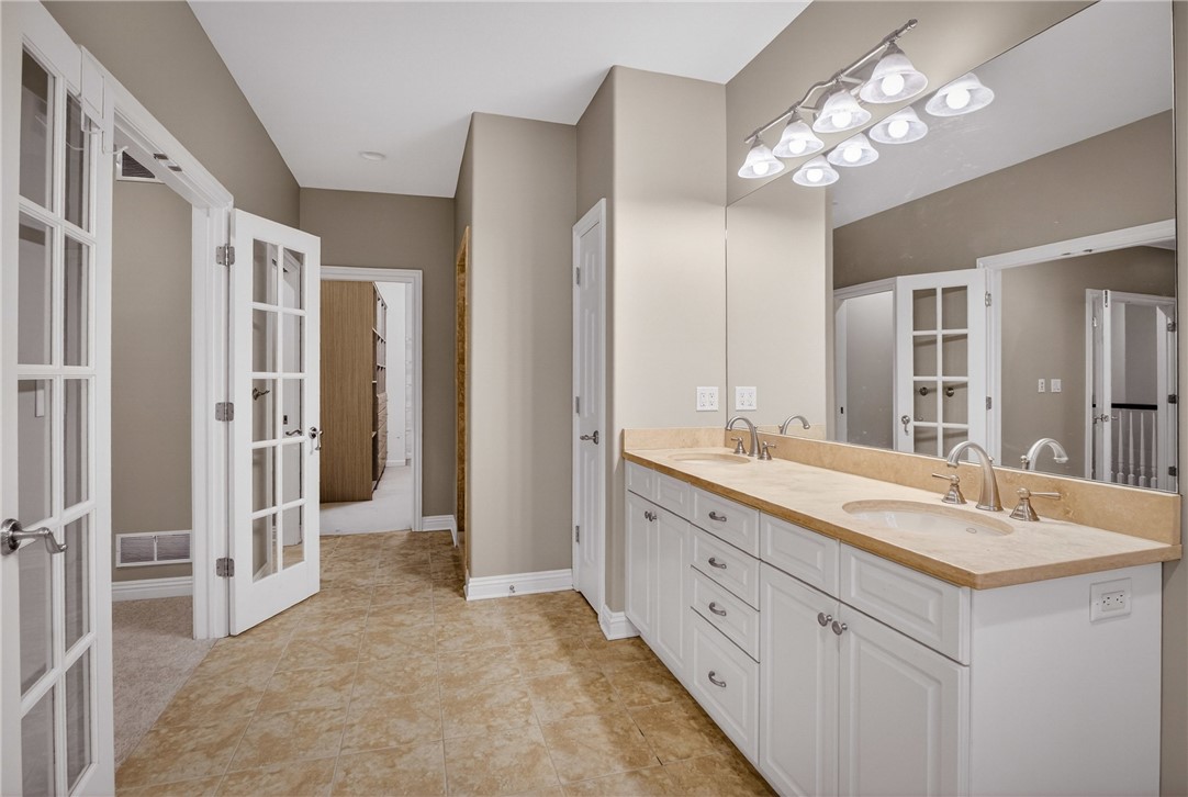 402 Georgetowne Ct