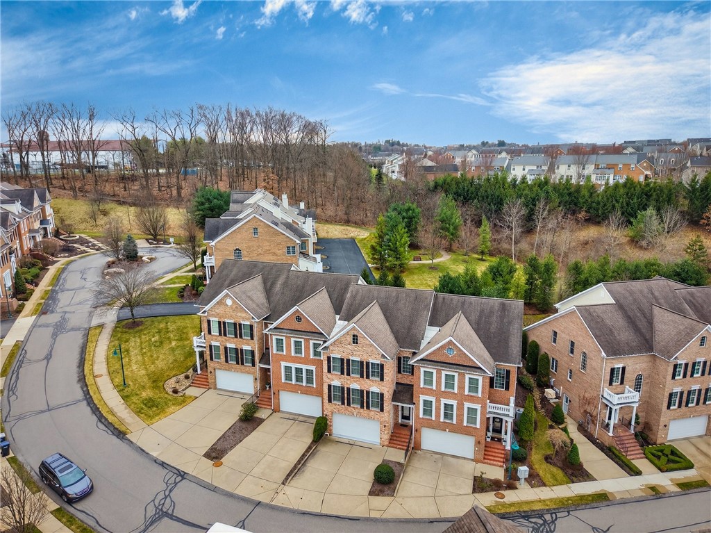 402 Georgetowne Ct