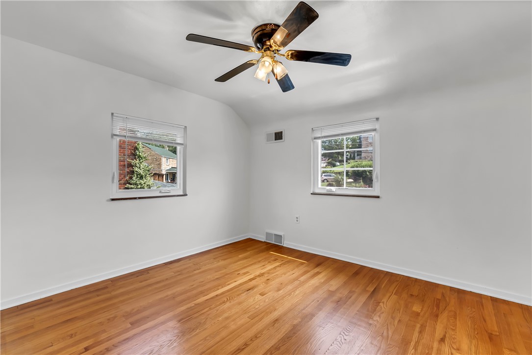 566 Dorchester Ave