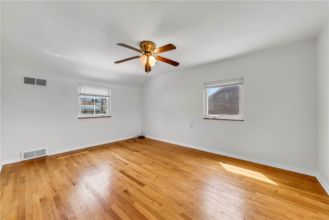 566 Dorchester Ave